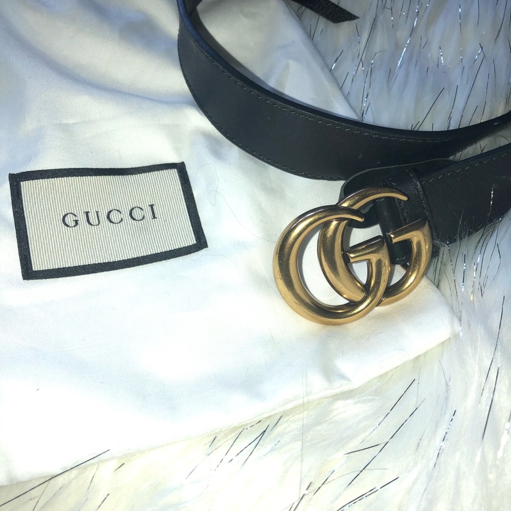 AUTHENTIC  black leather Gucci belt